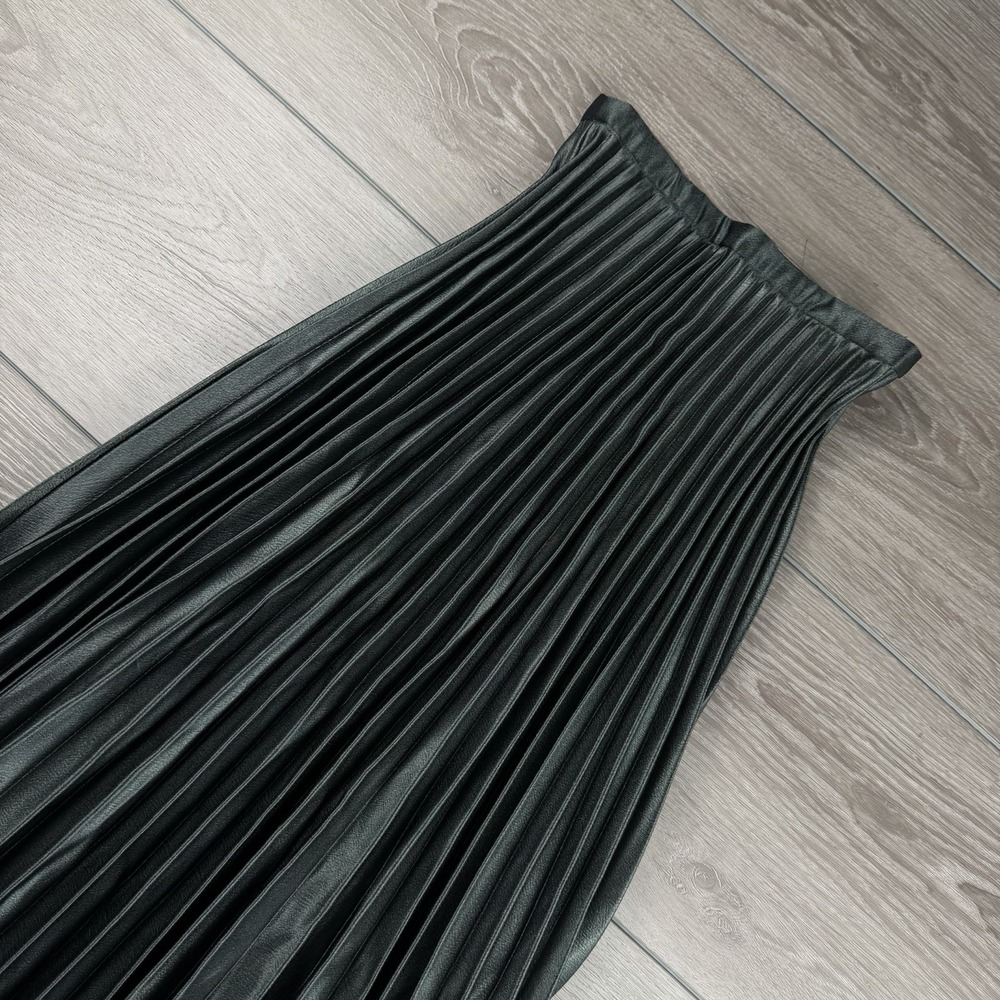 Zara Women 100% Polyester Pleated Midi Skirt Green Black XS